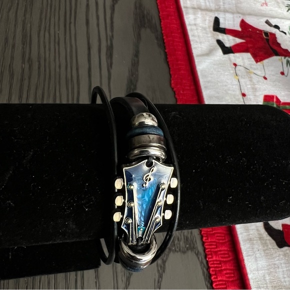 🎸New! Unisex Blue Enamel Guitar Head Stock Black PU Leather 8” Rope Bracelet - Picture 9 of 10